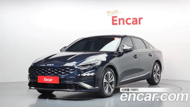 2023 Kia K8 Hybrid Signature Sold VIN KNAM6411BPA039733 – rear exterior