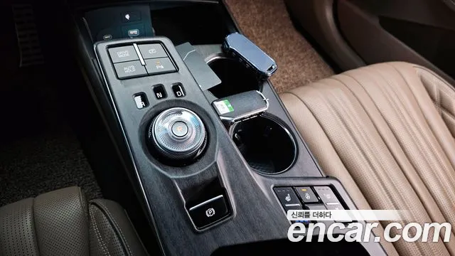 2023 Kia K8 Hybrid Signature Sold VIN KNAM6411BPA039733 – interior seats
