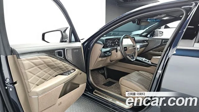 2023 Kia K8 Hybrid Signature Sold VIN KNAM6411BPA039733 – trunk area