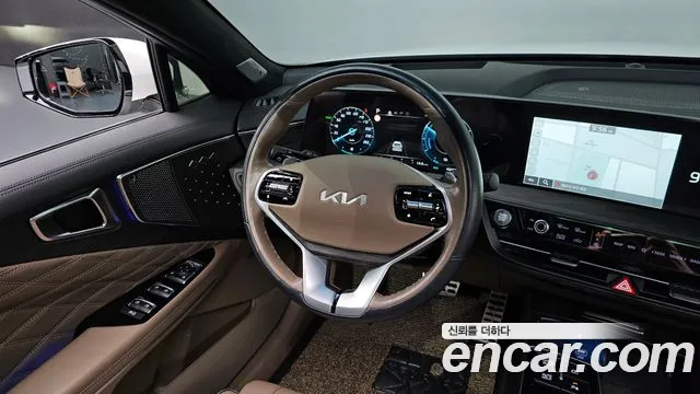 2023 Kia K8 Hybrid Signature Sold VIN KNAM6411BPA040414 – rear exterior