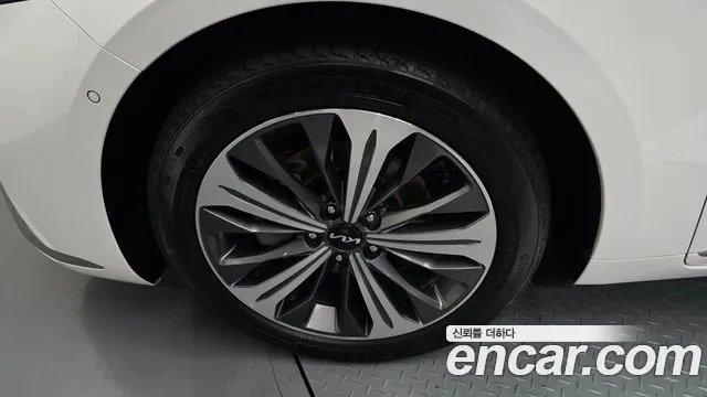 2023 Kia K8 Hybrid Signature Sold VIN KNAM6411BPA040414 – engine bay
