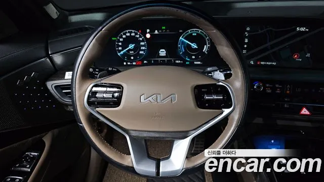 2023 Kia K8 Hybrid Signature Sold VIN KNAM6411BPA045498 – front exterior