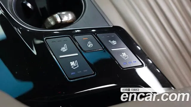 2023 Kia K8 Hybrid Signature Sold VIN KNAM6411BPA048029 – photo 31