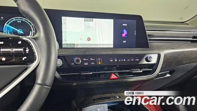 2023 Kia K8 Hybrid Signature Sold VIN KNAM6411BPA056796 – photo 17