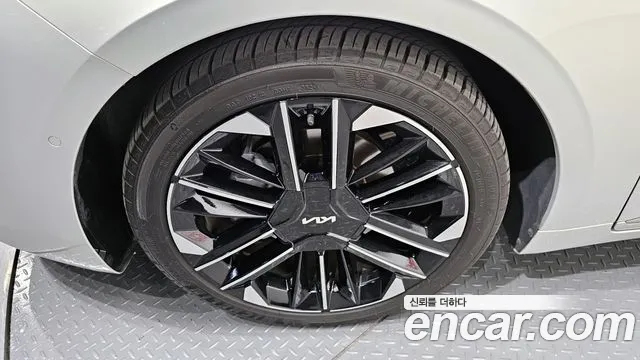 2025 Kia The New K8 Hybrid Signature Sold VIN KNAM6411BSA083836 – photo 11