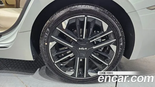 2026 Kia The New K8 Hybrid Signature Sold VIN KNAM6411BTA100939 – photo 31