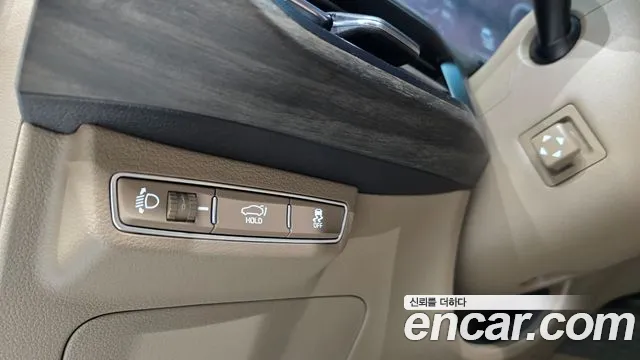 2022 Kia K8 2.5 Gasoline 2wd Sold VIN KNAM641BBNA001002 – front exterior
