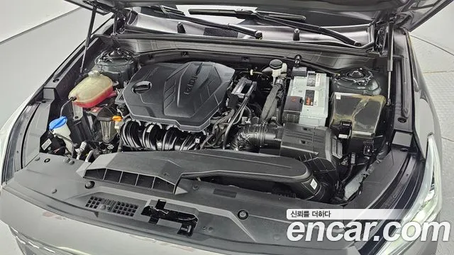 2022 Kia K8 2.5 Gasoline 2WD VIN KNAM641BBNA003845