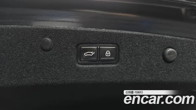 2022 Kia K8 2.5 Gasoline 2WD Sold VIN KNAM641BBNA004105 – engine bay