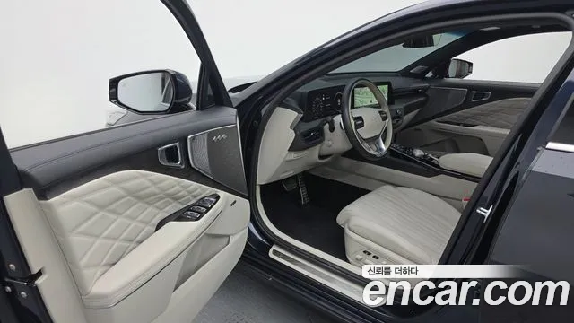 2022 Kia K8 2.5 Gasoline 2WD Sold VIN KNAM641BBNA013024 – side profile