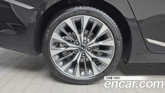 2022 Kia K8 2.5 Gasoline 2WD VIN KNAM641BBNA027616