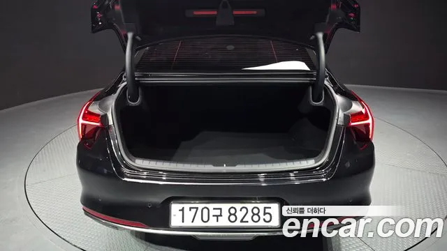 2022 Kia K8 2.5 Gasoline 2WD Sold VIN KNAM641BBNA031058 – exterior detail 2022 Kia K8 2.5 Gasoline 2WD Sold VIN KNAM641BBNA031058 – exterior detail