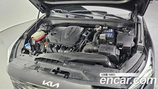 2023 Kia K8 2.5 Gasoline 2WD Sold VIN KNAM641BBPA031818 – engine bay