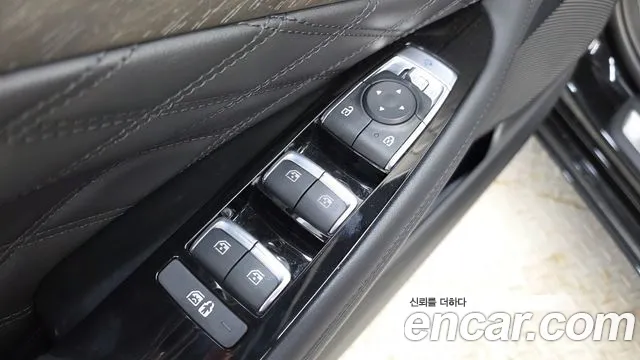 2023 Kia K8 2.5 Gasoline 2WD Sold VIN KNAM641BBPA042235 – dashboard