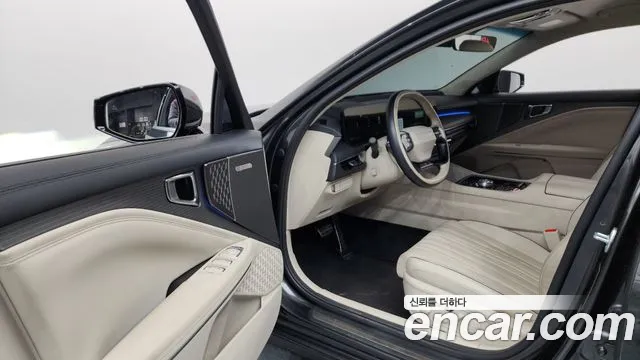 2025 Kia The New K8 2.5 Gasoline 2wd Sold VIN KNAM641BBSA075812 – front exterior