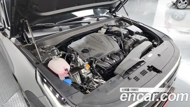 2025 Kia The New K8 2.5 Gasoline 2WD Sold VIN KNAM641BBSA079082 – engine bay