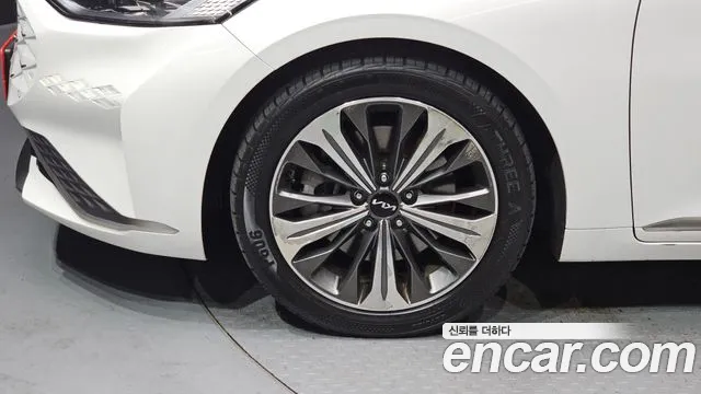2022 Kia K8 3.5 Lpg 2wd Sold VIN KNAM641FBNA021757 – front exterior