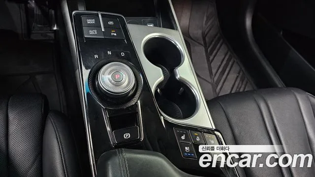 2024 Kia K8 3.5 LPG 2WD Sold VIN KNAM741FBRA065801 – exterior detail 2024 Kia K8 3.5 LPG 2WD Sold VIN KNAM741FBRA065801 – exterior detail