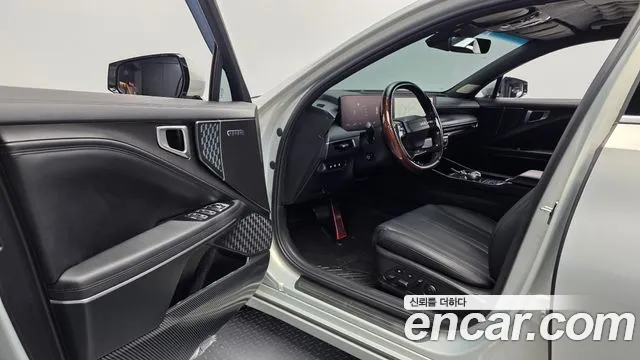 2025 Kia The New K8 3.5 LPG 2WD Sold VIN KNAM741FBSA080014 – trunk area 2025 Kia The New K8 3.5 LPG 2WD Sold VIN KNAM741FBSA080014 – trunk area