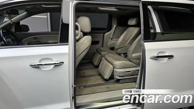 2018 Kia All New Carnival 7-seater Limousine Sold VIN KNAMB81ABJS363366 – photo 19