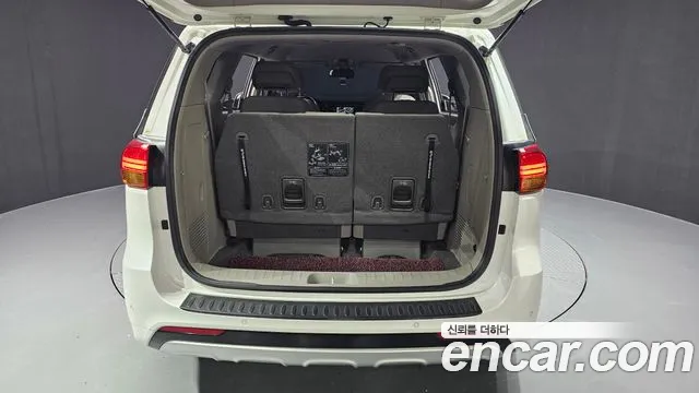2018 Kia All New Carnival 7-Seater Limousine Sold VIN KNAMB81ABJS384310 – front exterior