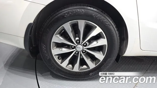 2018 Kia All New Carnival 9-Seater Luxury Sold VIN KNAMB81ABJS435806 – front exterior