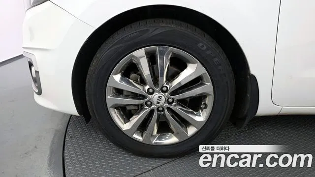 2018 Kia All New Carnival 7-seater Limousine Sold VIN KNAMB81ABJS436139 – side profile