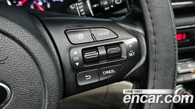 2019 Kia The New Carnival 9-Seater Luxury Sold VIN KNAMB81ABKS446846 – exterior detail 2019 Kia The New Carnival 9-Seater Luxury Sold VIN KNAMB81ABKS446846 – exterior detail