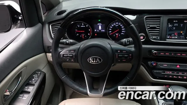 2019 Kia The New Carnival 7-Seater Limousine Sold VIN KNAMB81ABKS452474 – photo 18