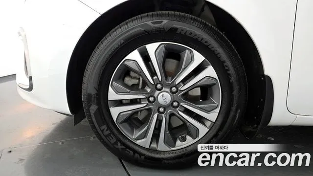 2019 Kia The New Carnival 9-Seater Luxury Sold VIN KNAMB81ABKS472545 – front exterior