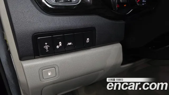 2019 Kia The New Carnival 7-Seater Limousine Sold VIN KNAMB81ABKS481764 – photo 29