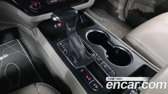 2019 Kia The New Carnival 9-Seater Luxury Sold VIN KNAMB81ABKS505099 – interior seats 2019 Kia The New Carnival 9-Seater Luxury Sold VIN KNAMB81ABKS505099 – interior seats