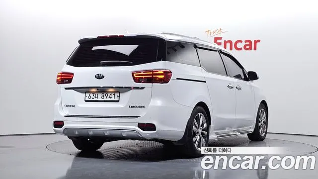 2019 Kia The New Carnival 7-Seater Limousine Sold VIN KNAMB81ABKS518497 – trunk area 2019 Kia The New Carnival 7-Seater Limousine Sold VIN KNAMB81ABKS518497 – trunk area