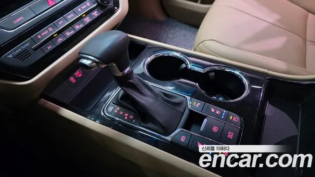 2019 Kia The New Carnival 7-Seater Limousine Sold VIN KNAMB81ABKS518658 – undercarriage