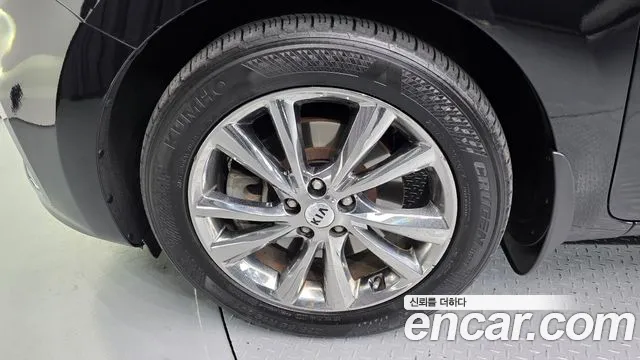 2019 Kia The New Carnival 7-Seater Limousine Sold VIN KNAMB81ABKS518658 – photo 13