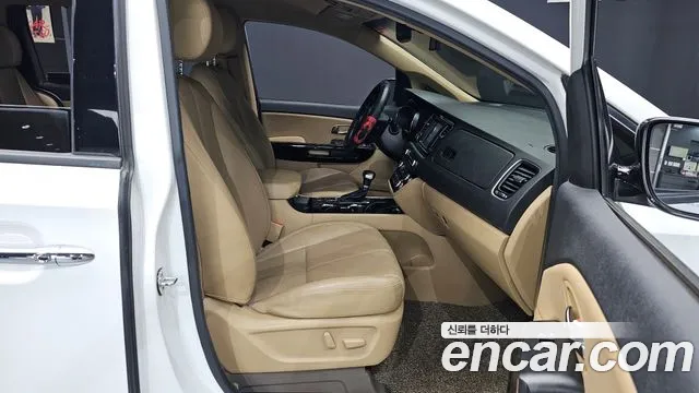 2019 Kia The New Carnival 7-Seater Limousine Sold VIN KNAMB81ABKS536586 – photo 12
