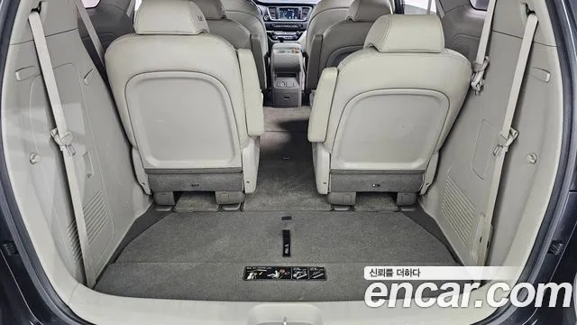 2019 Kia The New Carnival 9-Seater Luxury Sold VIN KNAMB81ABKS537490 – front exterior 2019 Kia The New Carnival 9-Seater Luxury Sold VIN KNAMB81ABKS537490 – front exterior