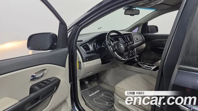 2019 Kia The New Carnival 9-Seater Luxury Sold VIN KNAMB81ABKS562342 – photo 14
