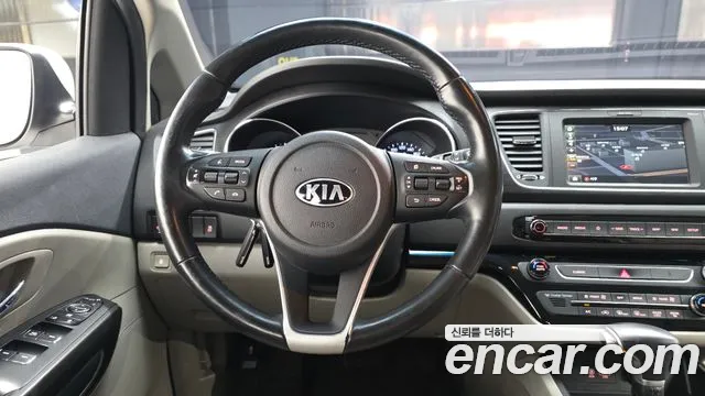 2019 Kia The New Carnival 9-Seater Luxury Sold VIN KNAMB81ABKS576324 – rear exterior
