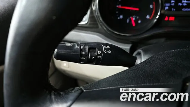 2020 Kia The New Carnival 7-Seater Limousine Sold VIN KNAMB81ABLS637096 – interior seats