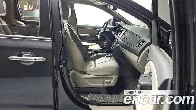2020 Kia The New Carnival 7-Seater Limousine Sold VIN KNAMB81ABLS637096 – photo 20