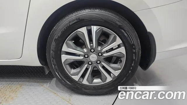 2020 Kia The New Carnival 9-Seater Luxury Sold VIN KNAMB81ABLS655218 – engine bay 2020 Kia The New Carnival 9-Seater Luxury Sold VIN KNAMB81ABLS655218 – engine bay