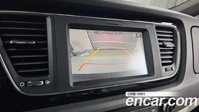 2017 Kia All New Carnival 9-seater Prestige Sold VIN KNAMC81ABHS302804 – photo 13