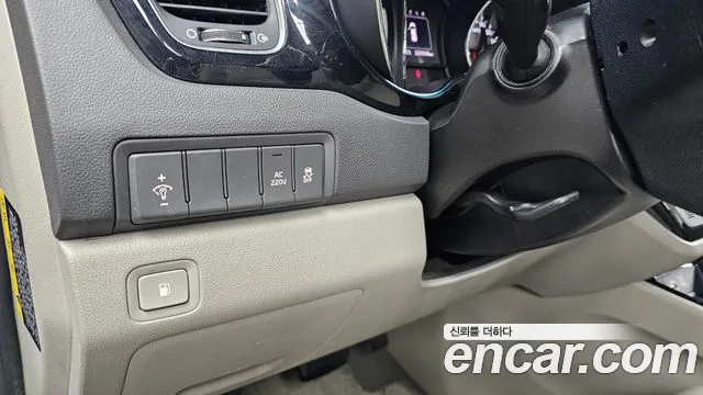 2017 Kia All New Carnival 9-seater Prestige Sold VIN KNAMC81ABHS302804 – photo 18