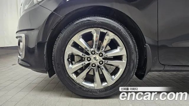2017 Kia All New Carnival 9-seater Prestige Sold VIN KNAMC81ABHS302804 – photo 20