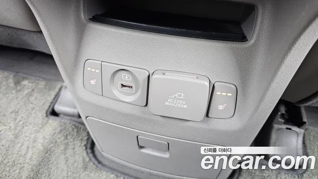 2017 Kia All New Carnival 9-seater Prestige Sold VIN KNAMC81ABHS302804 – photo 28