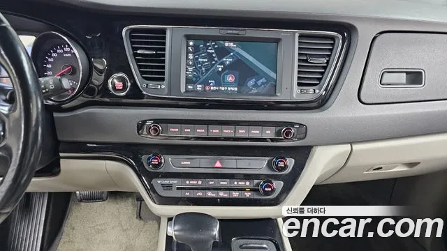2017 Kia All New Carnival 9-seater Prestige Sold VIN KNAMC81ABHS302804 – photo 30