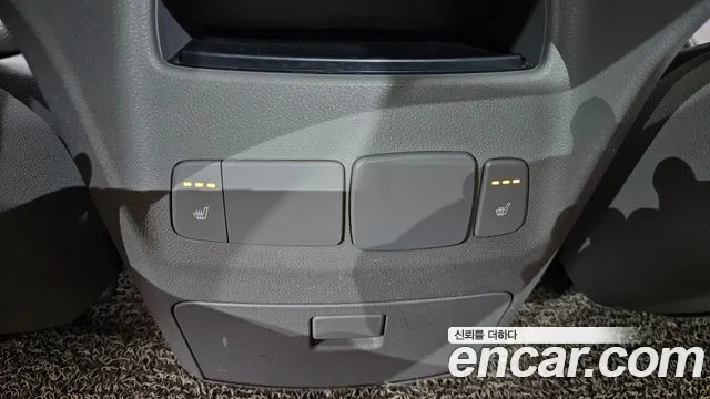 2017 Kia All New Carnival 9-seater Prestige Sold VIN KNAMC81ABHS311062 – exterior detail