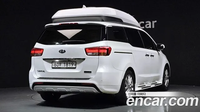2017 Kia All New Carnival 9-seater Hi-Limousine VIN KNAMC81ABHS338115