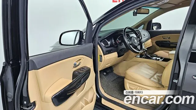 2017 Kia All New Carnival 9-seater Prestige Sold VIN KNAMC81ABHS343398 – side profile